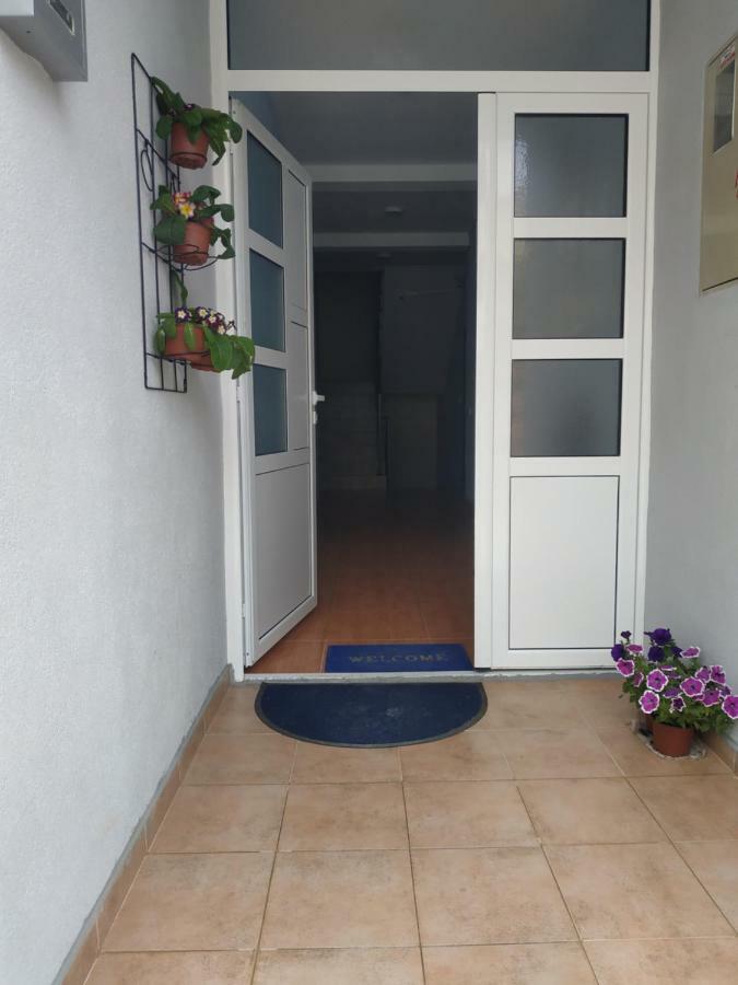 Alise Bar Exterior foto